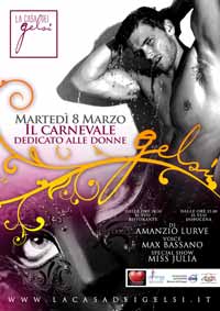 Festa delle donne con strip maschile e dansing e m