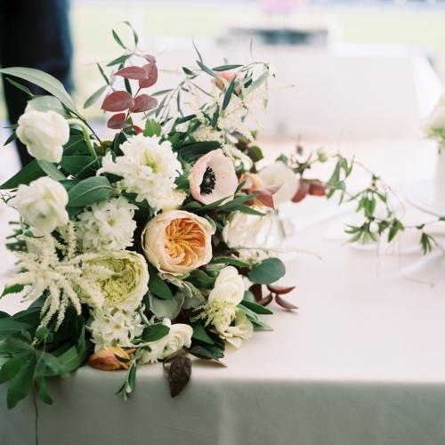 close-up-del-bouquet-sul-tavolo.jpg